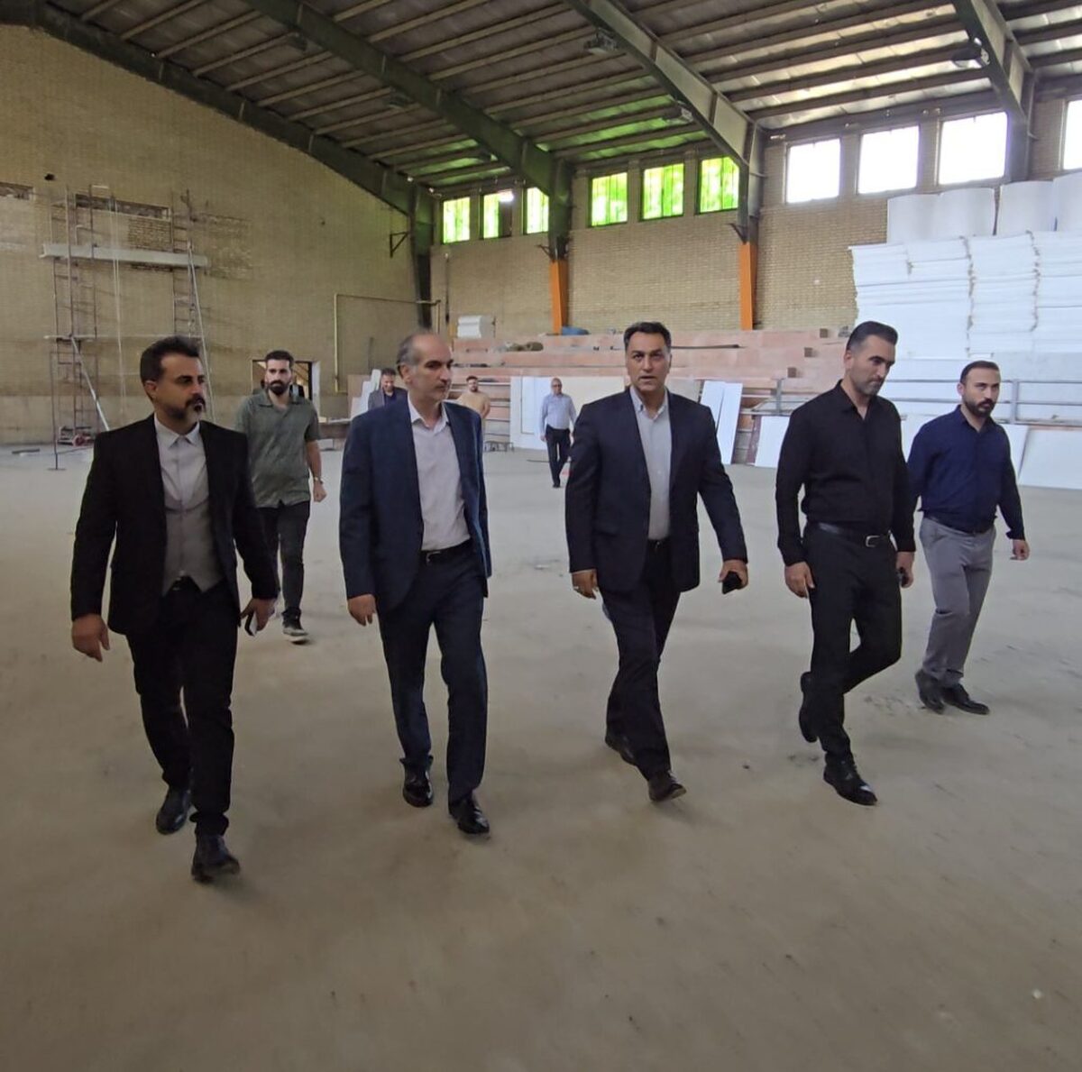 تبدیل سالن استقلال به یک مجموعه چند منظوره ورزشی با عملیات بهسازی
