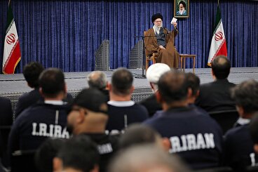 رهبر انقلاب: مدال‌های جهانی تیم‌های ورزشی و المپیادهای علمی محکم‌ترین پاسخ به جنگ نرم دشمن برای ناامید کردن مردم بود