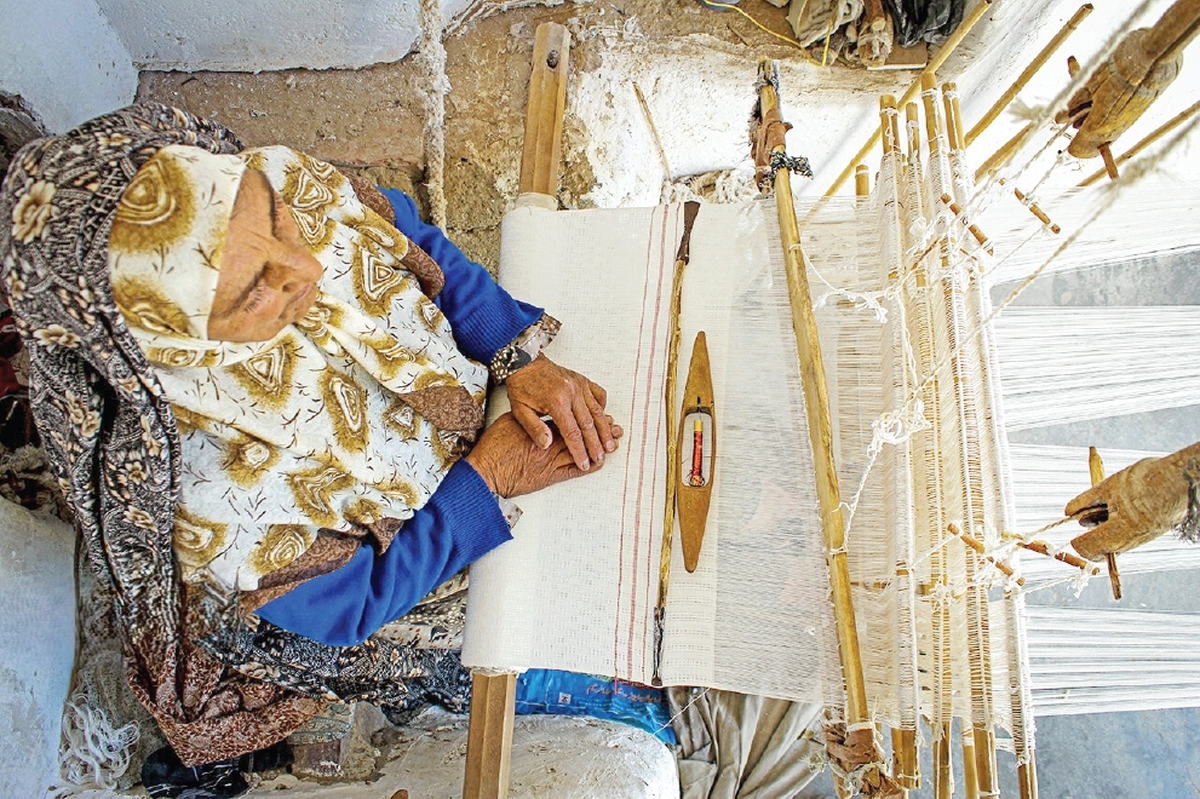 دست‌هایی که حوله روستای خراشاد را جهانی کرد 