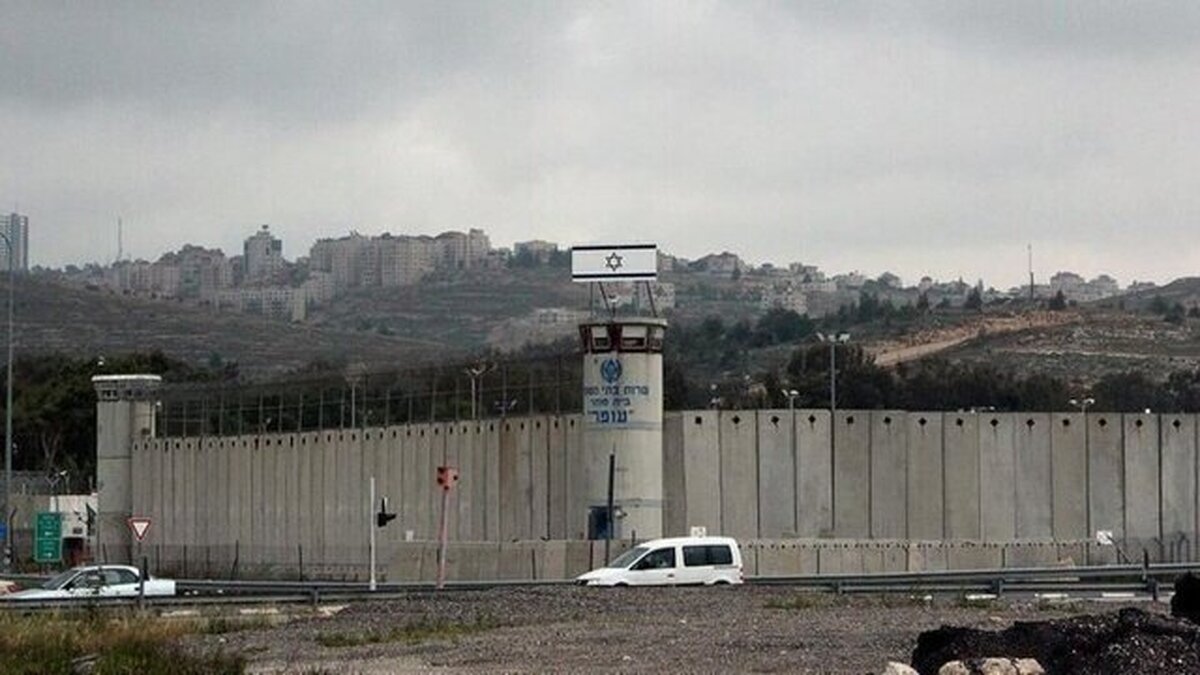 بیش از ۹۱۰۰ اسیر فلسطینی در زندان‌های رژیم صهیونیستی هستند