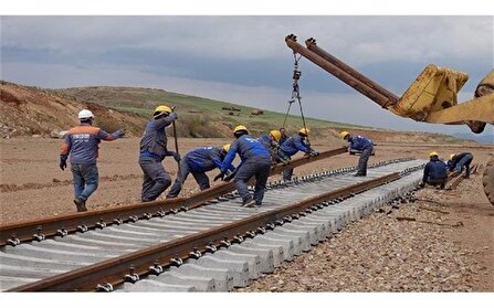 باریل ذوب آهن اصفهان قطار كرمانشاه – خسروی به عراق و آسیای میانه می رسد