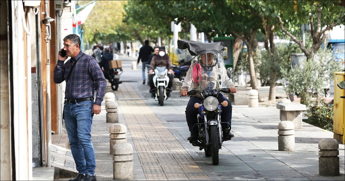 ویراژ بی‌قانونی بر مخ شهر