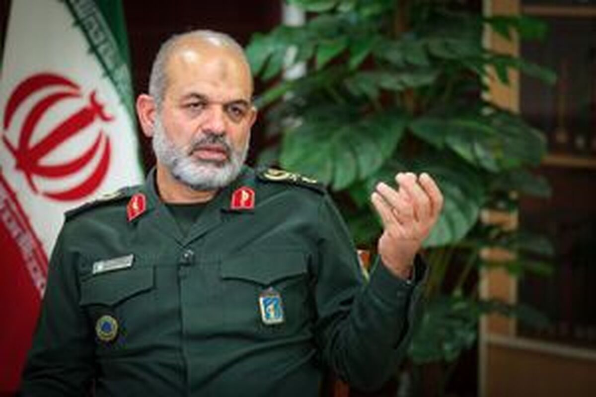 وحیدی : پیش‌بینی و تمرین جنگ ۱۲ روزه مانع تسلیم ایران شد