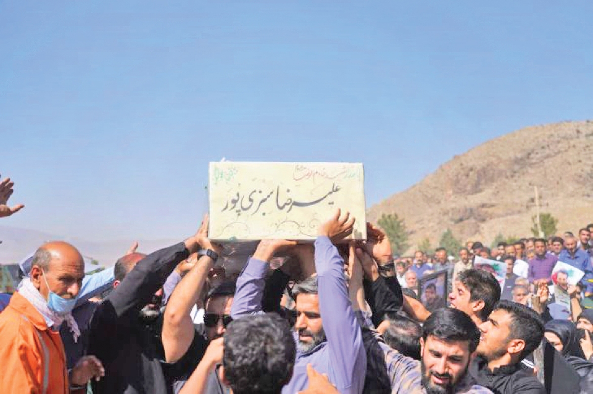 چند ساعت پس از مراسم خواستگاری آسمانی شد