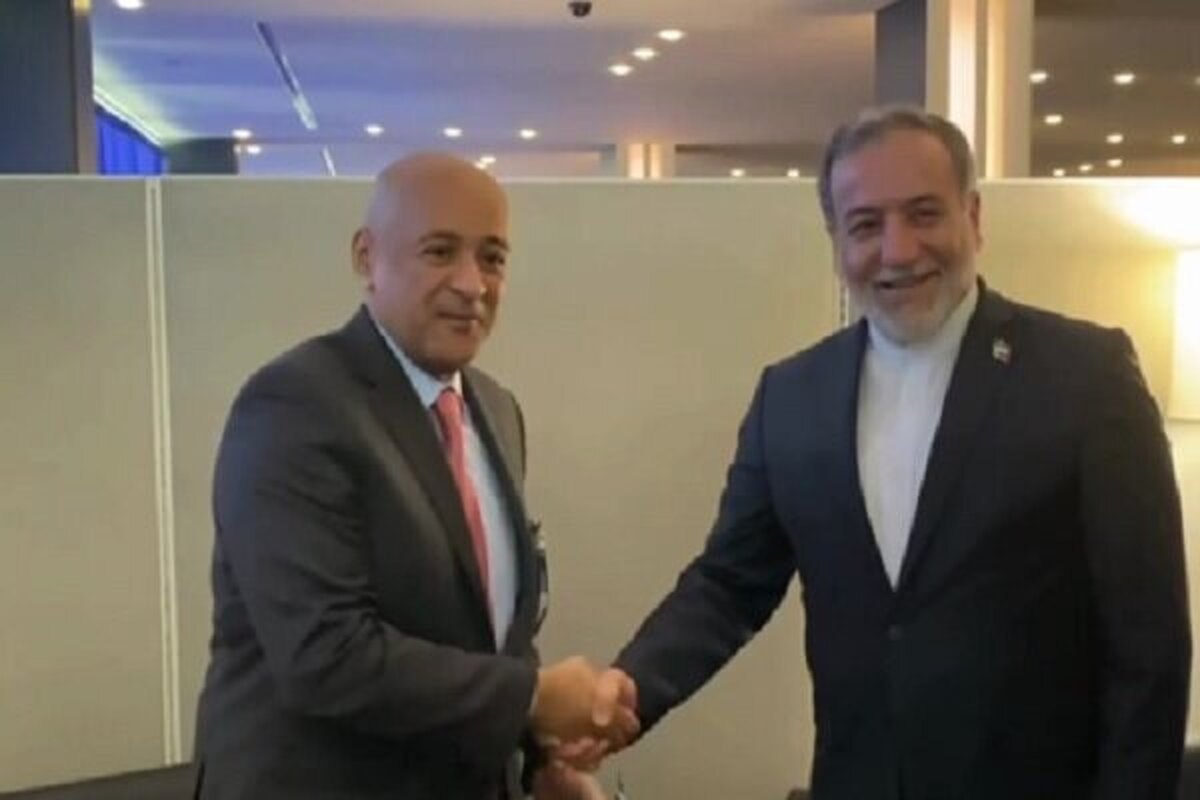 عراقچی با دبیرکل شورای همکاری خلیج فارس دیدار و گفت‌و‌گو کرد