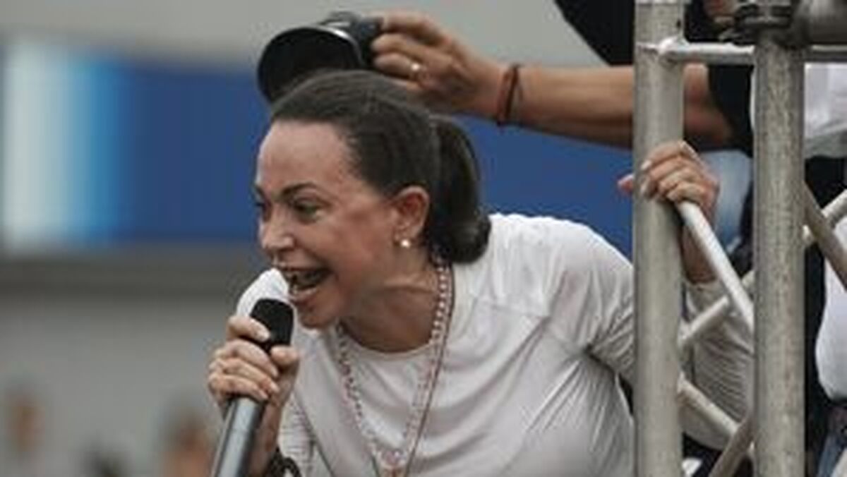 برنده صلح نوبل: به ونزوئلا حمله کنید