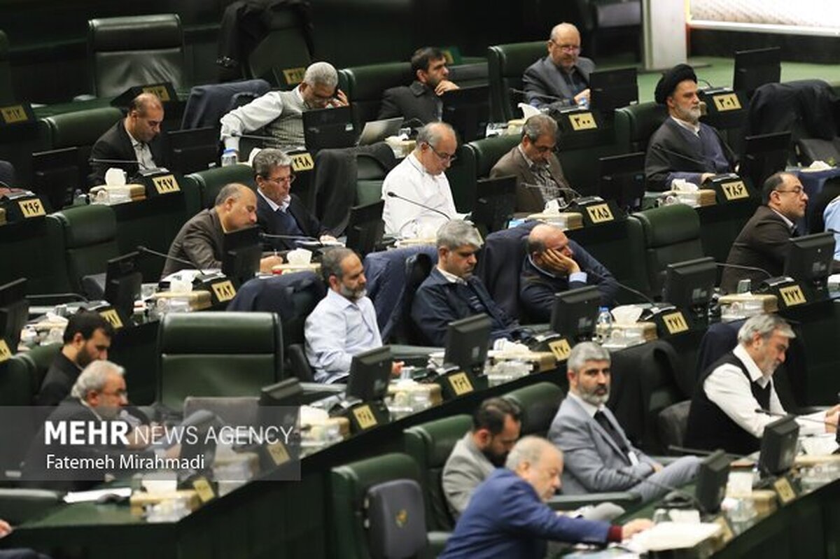 جمعی از نمایندگان خواستار رفع مشکل کمبود معلم شدند