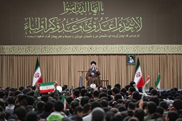 رهبر انقلاب: اختلاف جمهوری اسلامی و آمریکا یک اختلاف تاکتیکی نیست، یک اختلاف ذاتی است