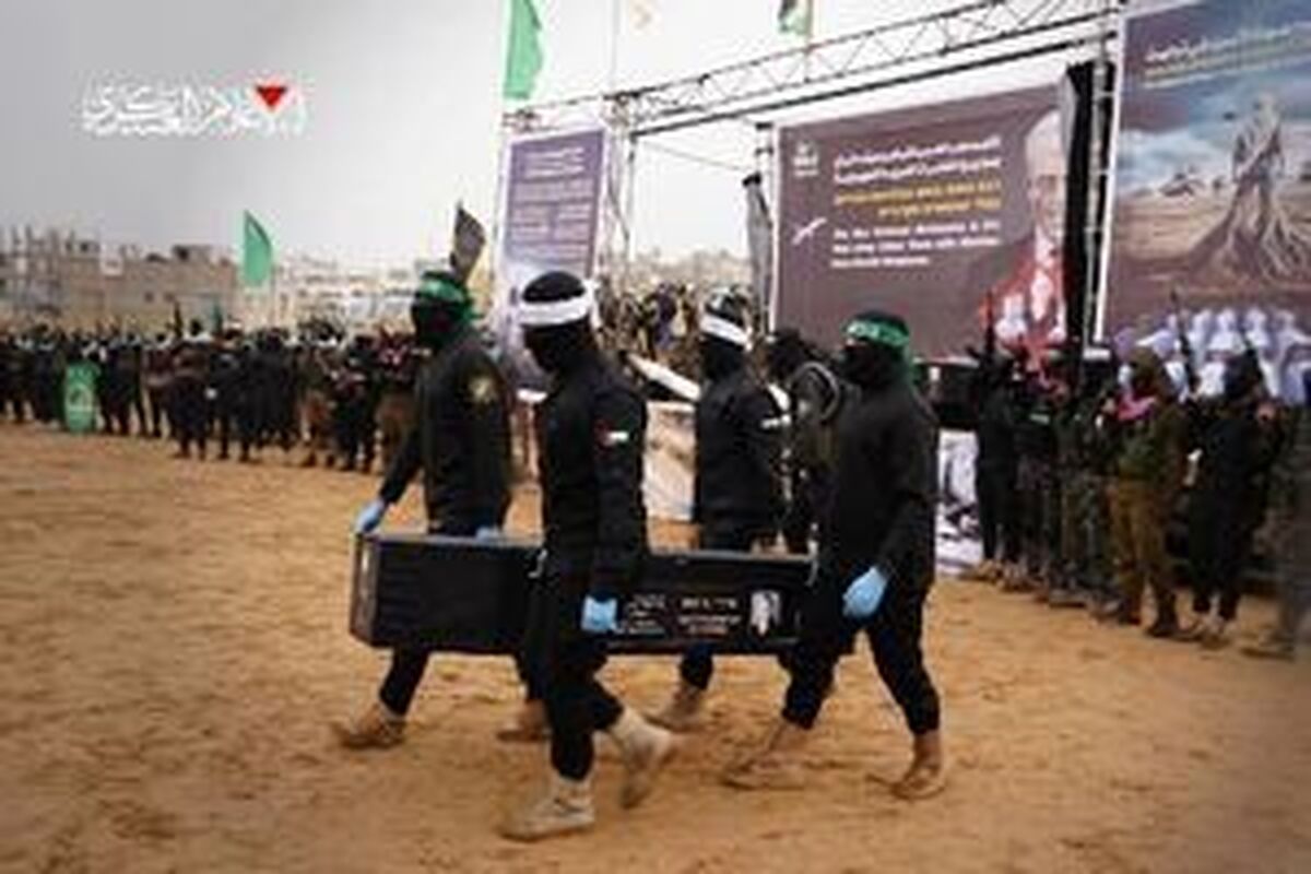 القسام جسد یک اسیر صهیونیست دیگر را تحویل می‌دهد