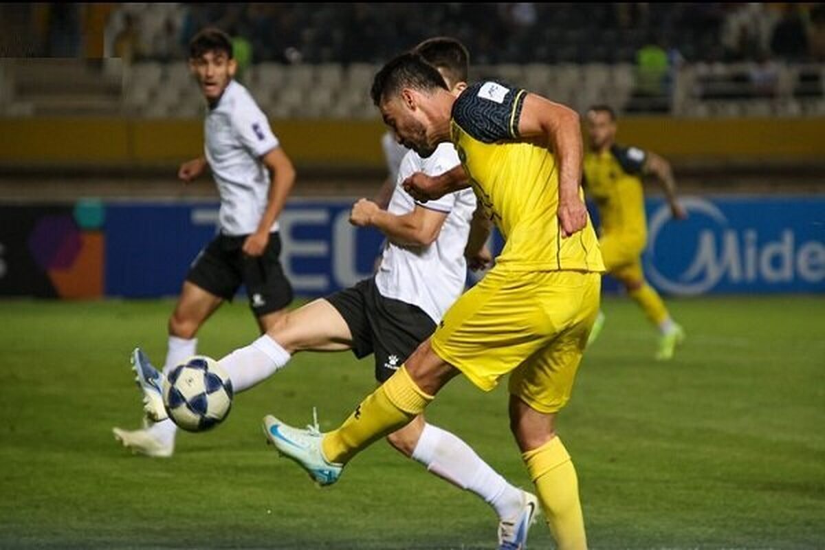 تساوی سپاهان و آخال در نیمه اول/ زرد‌های اصفهان غافلگیر شدند