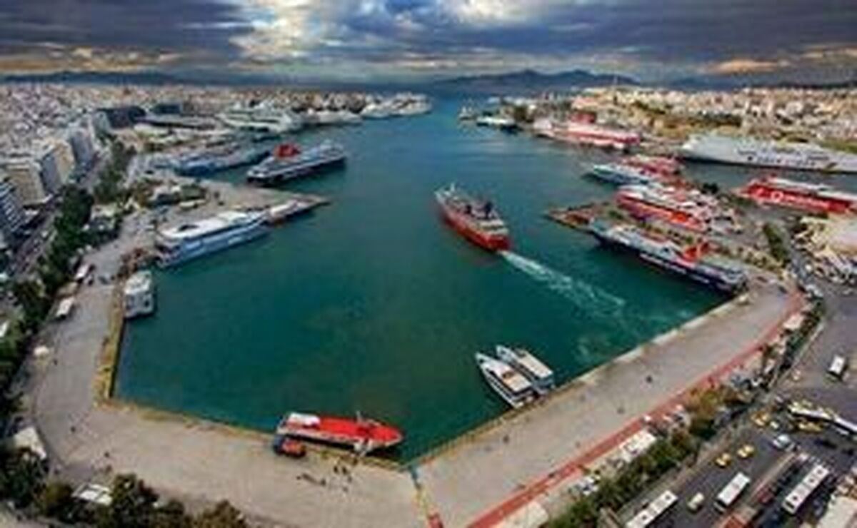 محاصره شدن بیش از ۱۰۰۰ صهیونیست در یونان