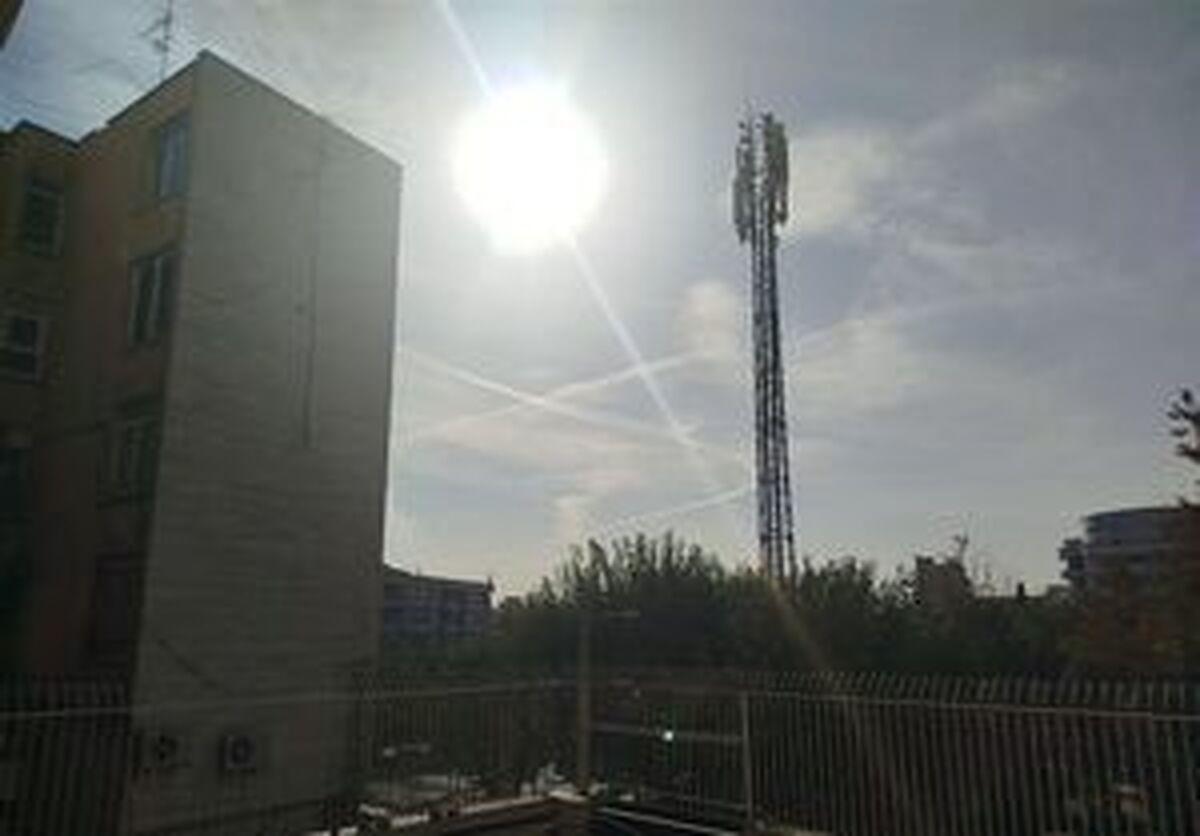 ماجرای ابرهای خطی در آسمان تهران چیست؟