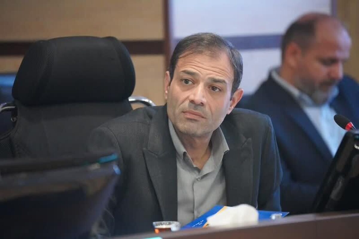 ساماندهی دست‌فروشان نیازمند نگاه انسانی و برنامه‌ریزی شهری است