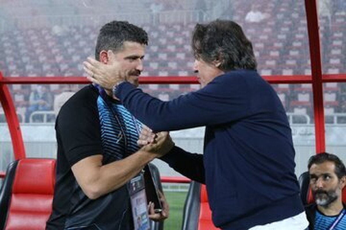 وریا غفوری روی نیمکت استقلال در آسیا نشست