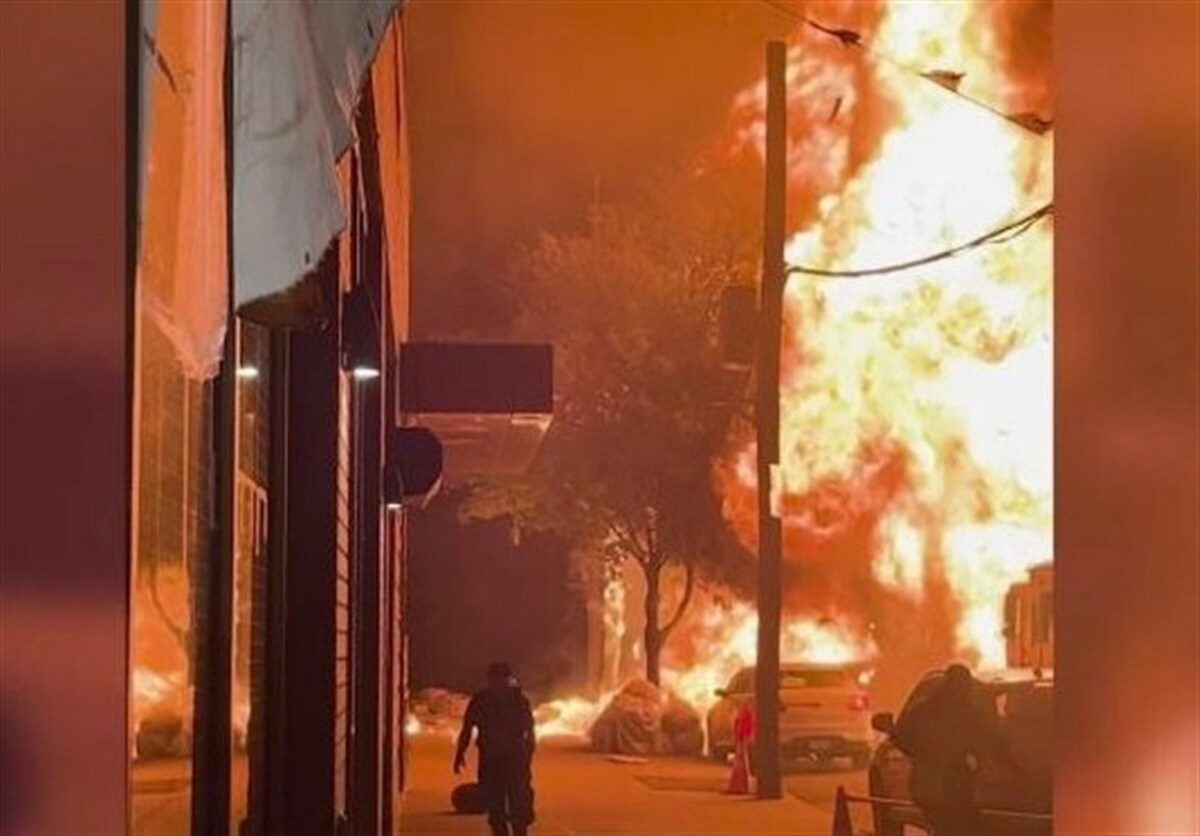 انفجار یک خودرو در نیویورک