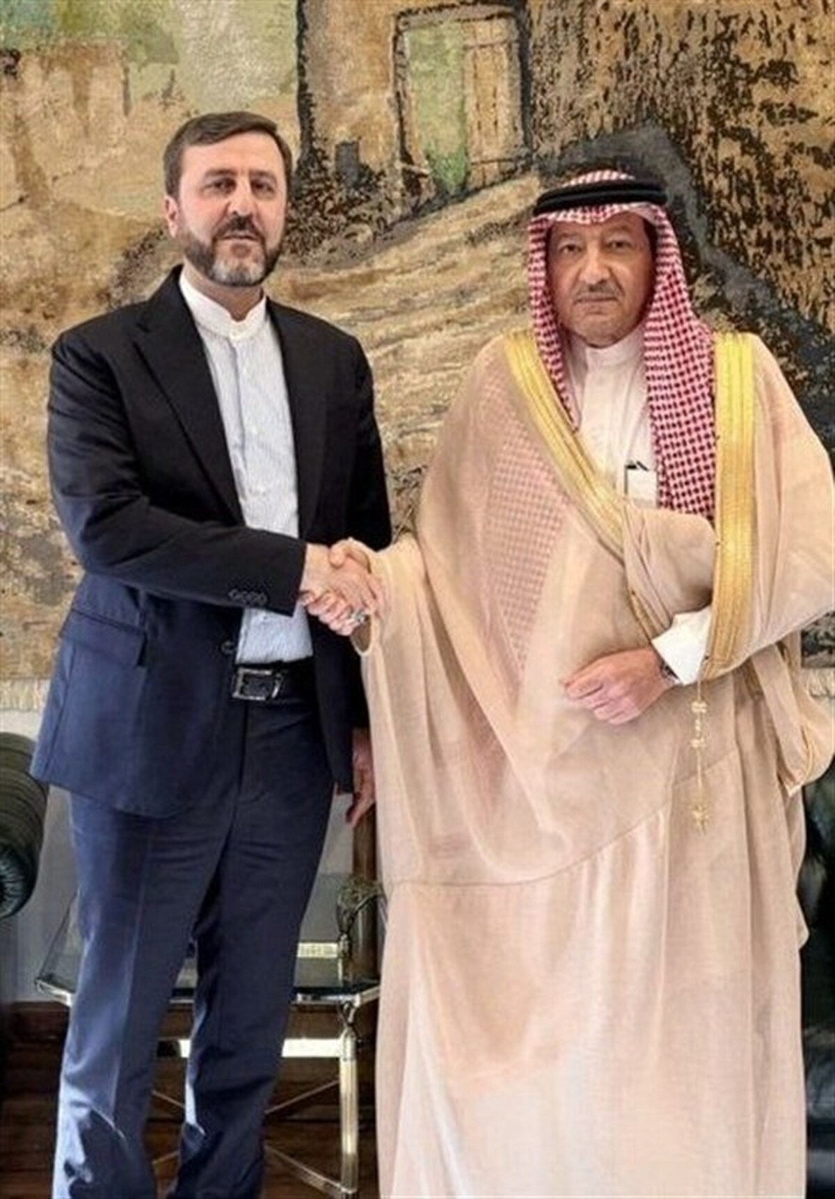 جزئیات دیدار غریب‌آبادی با قائم‌مقام وزارت خارجه عربستان