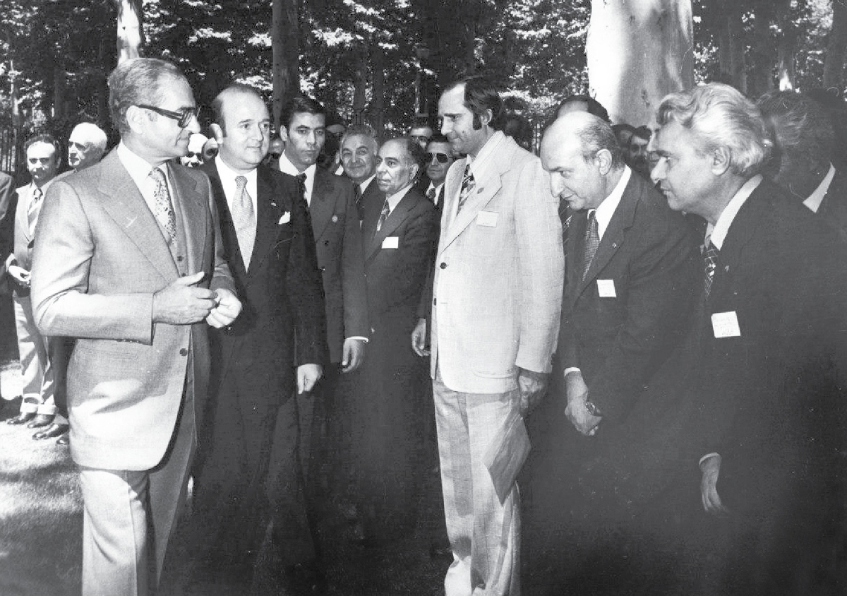 چپ‌گرایی که به فراماسونری پیوست و امریکوفیل شد!