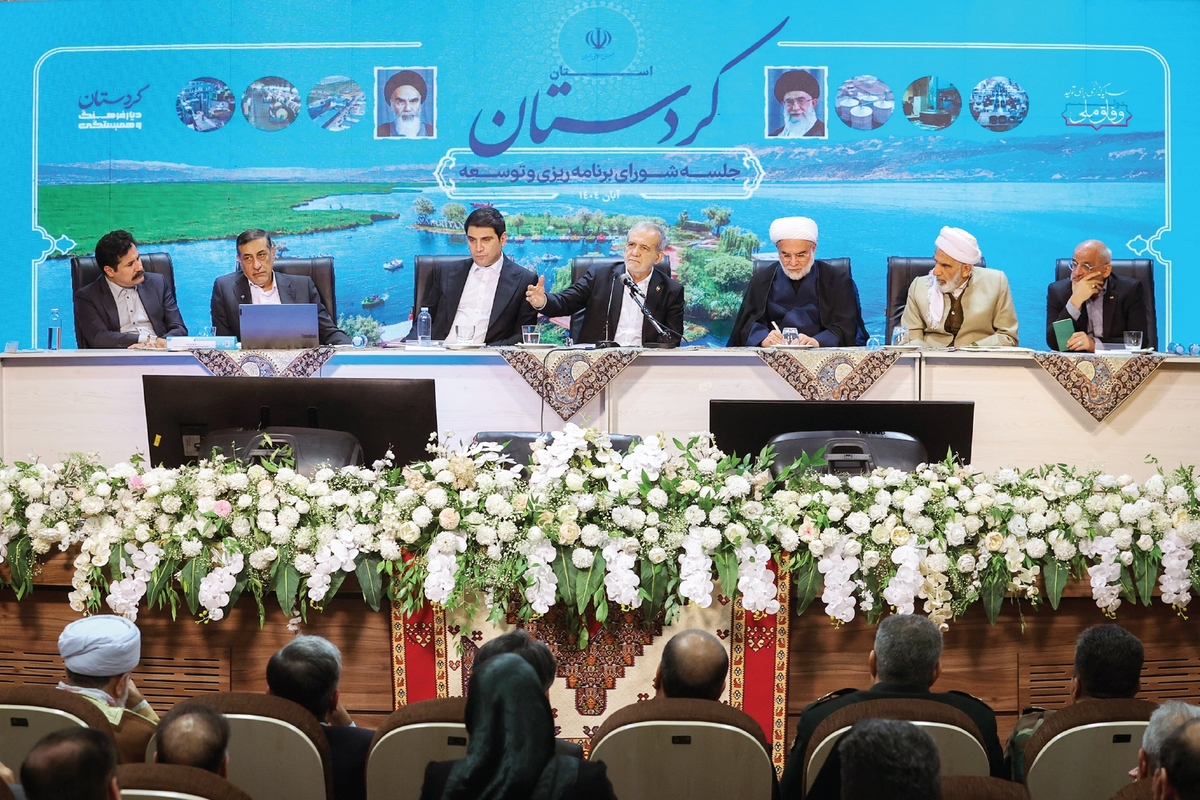 پزشکیان: با وحدت از سختی‌ها عبور می‌کنیم