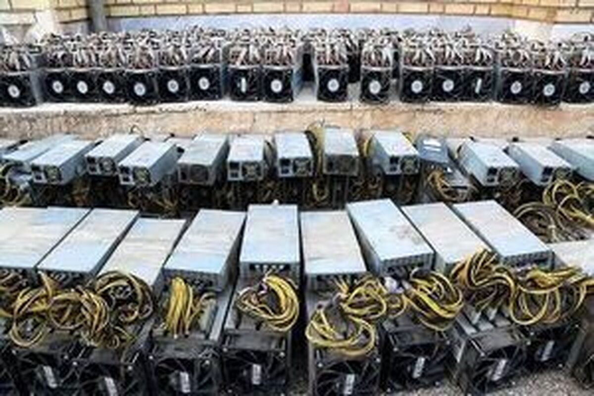 هر ماینر، برق ۱۰ خانوار را می‌بلعد