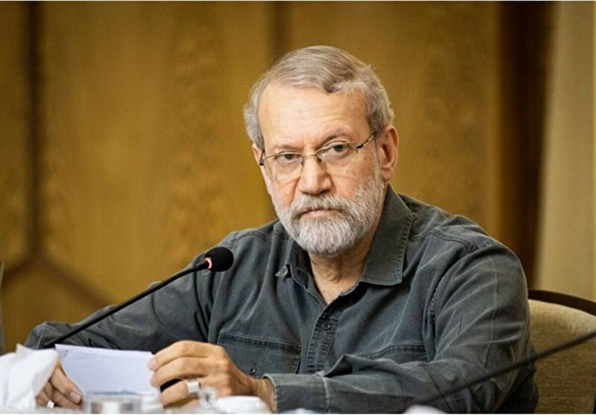 مسئله هسته‌ای بهانه‌ای برای فشار بر ملت ایران است