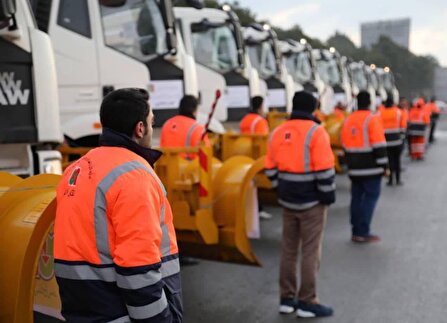 استقرار تیم های راهداری در محورهای ارتباطی استان البرز