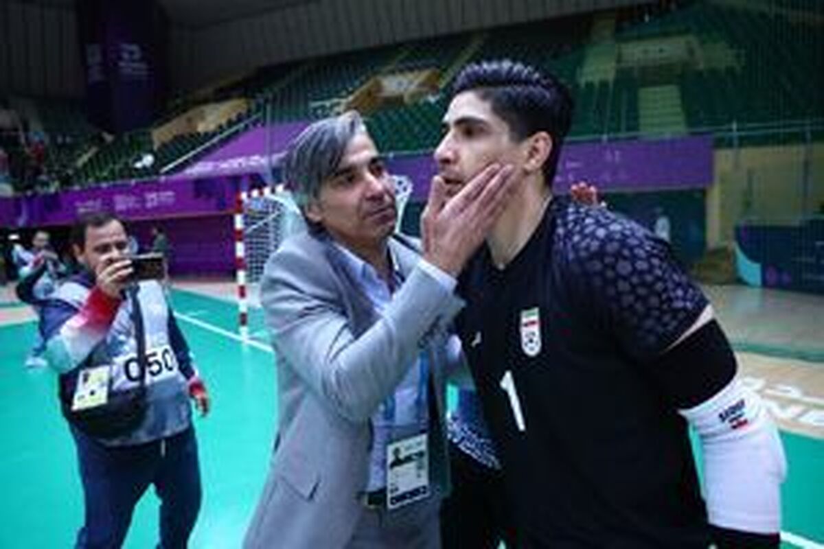 دروازه‌بان تیم ملی فوتسال: مدالم را به گردن نمی‌اندازم و به یک شهید تقدیم می‌کنم