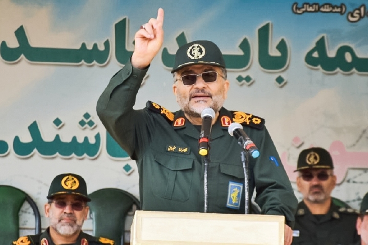  فرهنگ حسینی موتور حرکت ملت ایران است