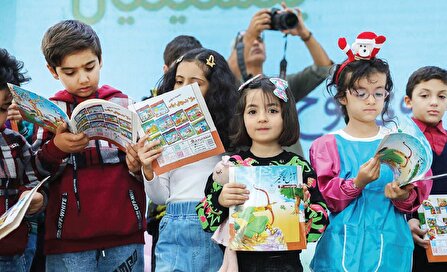 کتابخوانی را به تجربه خانوادگی مشترک تبدیل کنیم