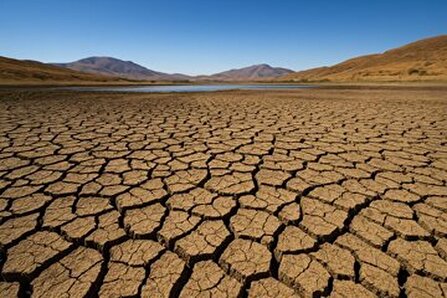 لوموند: ایران با بدترین خشکسالی شش دههٔ اخیر روبه‌روست