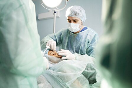 روی زشت جراحی‌های زیبایی 