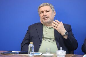 حضرتی: هیچ استعفایی در دولت مطرح نیست