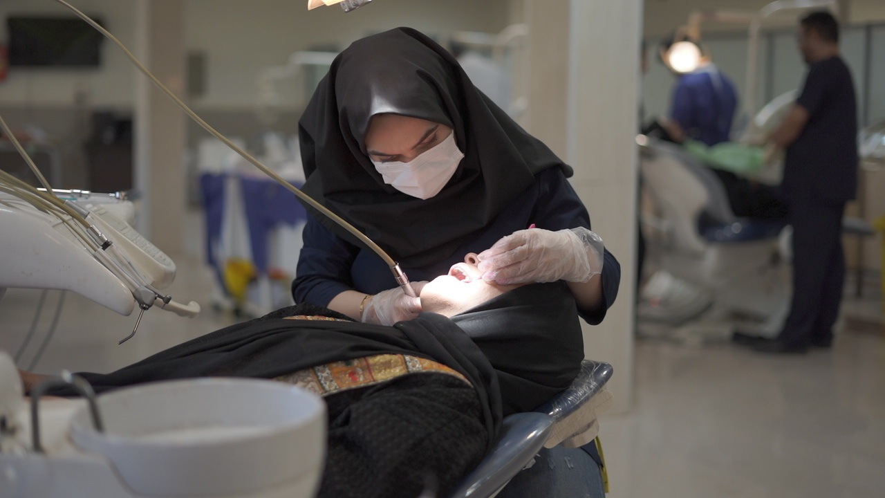 حمایت از جهادگران متخصص سرمایه‌گذاری برای تحقق عدالت در سلامت