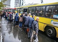 تهرانی‌ها هنوز در صف وعده اتوبوسی دولتی‌ها