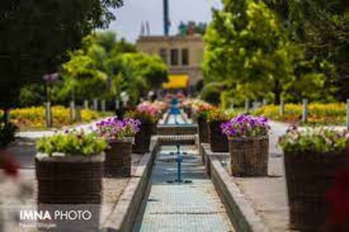 سهم  ۲.۵ درصدی فضای سبز اصفهان از منابع آب زیرزمینی