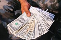 سهم دلار از ذخایر جهانی به کمترین سطح رسید