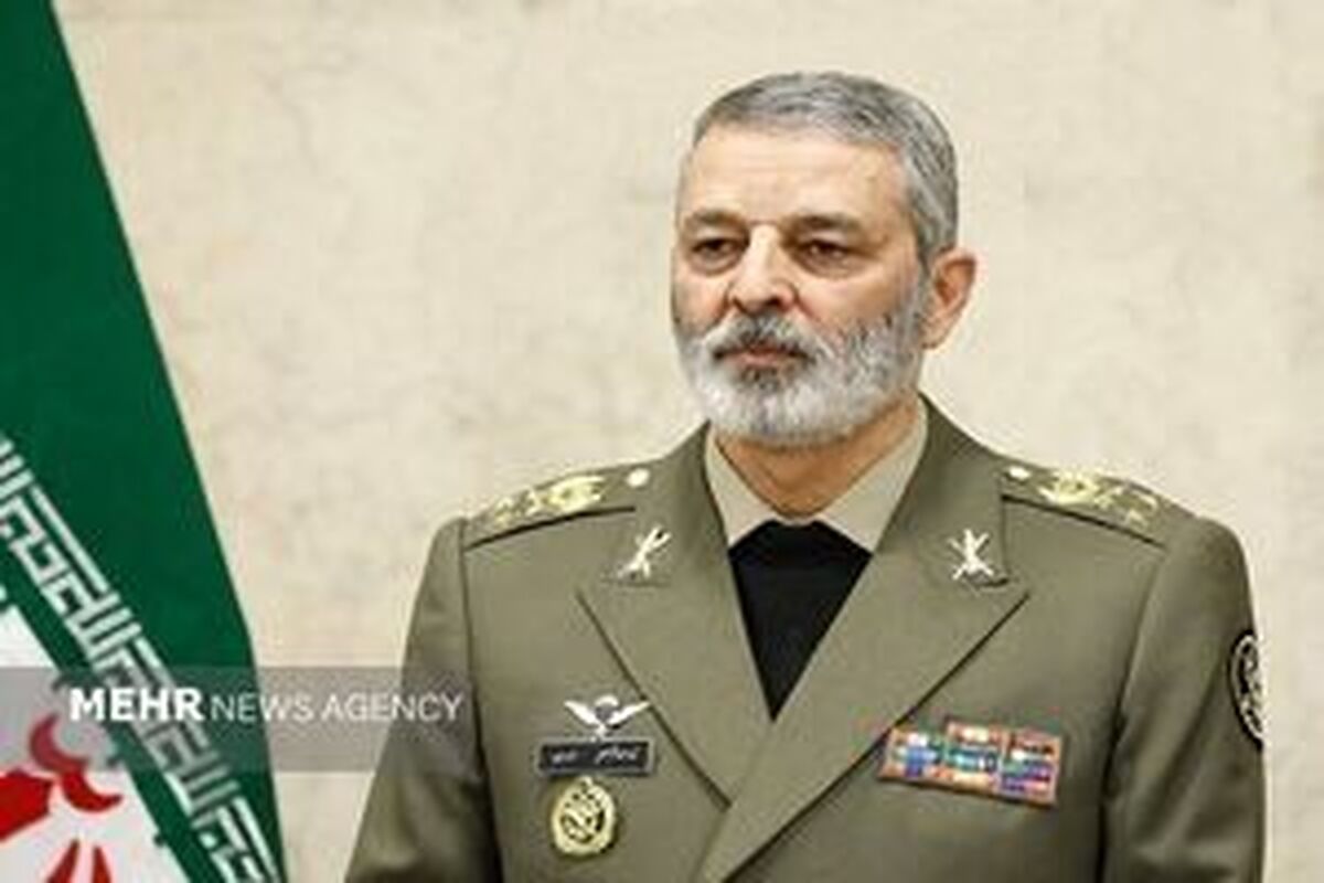 سرلشکر موسوی: پرستاری تجلی عشق به خدمت در سختترین شرایط است
