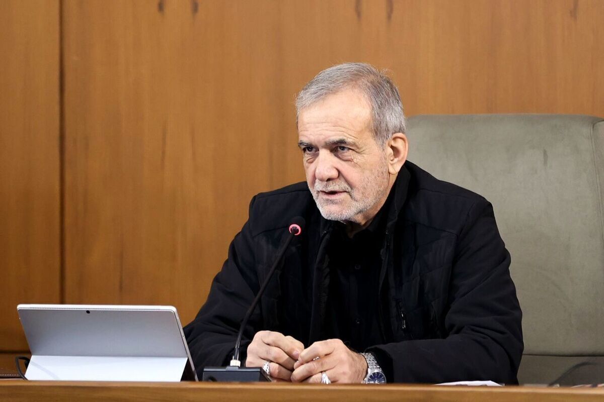 پرستاران درخط مقدم مبارزه با بیماریها و حفظ سلامت جامعه هستند