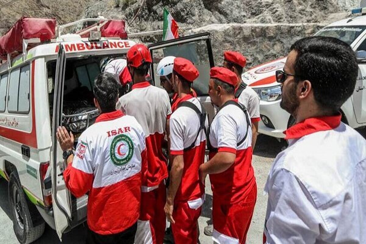 نجات خانواده پنجنفره اصفهانی در جنگلهای صعبالعبور سوادکوه