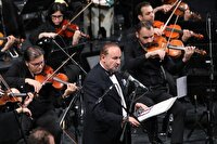 «شبانگاهان» تالار وحدت در «آن لحظهها»/ عبدالحسین مختاباد با ارکستر موسیقی ملی ایران خواند «شبانگاهان» تالار وحدت در «آن لحظهها»/ عبدالحسین مختاباد با ارکستر موسیقی ملی ایران خواند