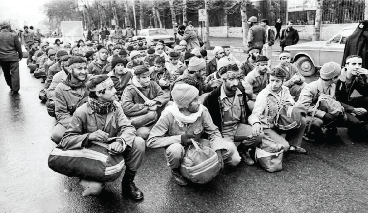 حضور بسیج «جنگ» را تبدیل به «دفاع مقدس» کرد