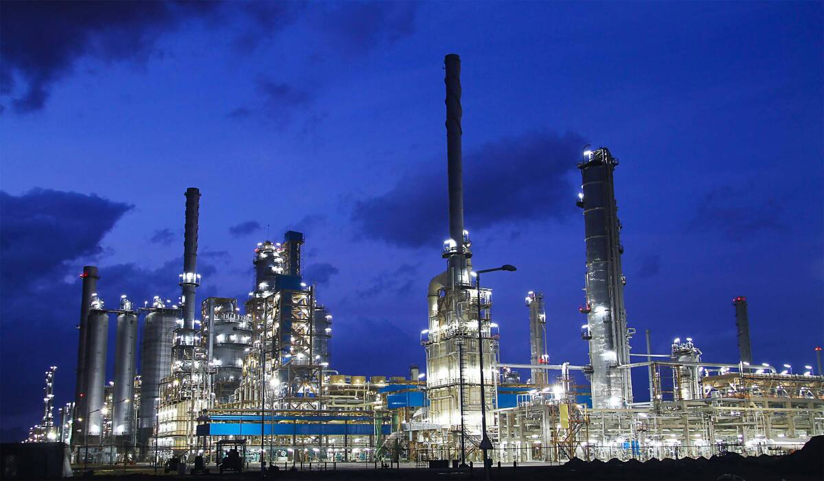 افزایش ۹ میلیون لیتری تولید بنزین و نفت‌گاز در دولت چهاردهم