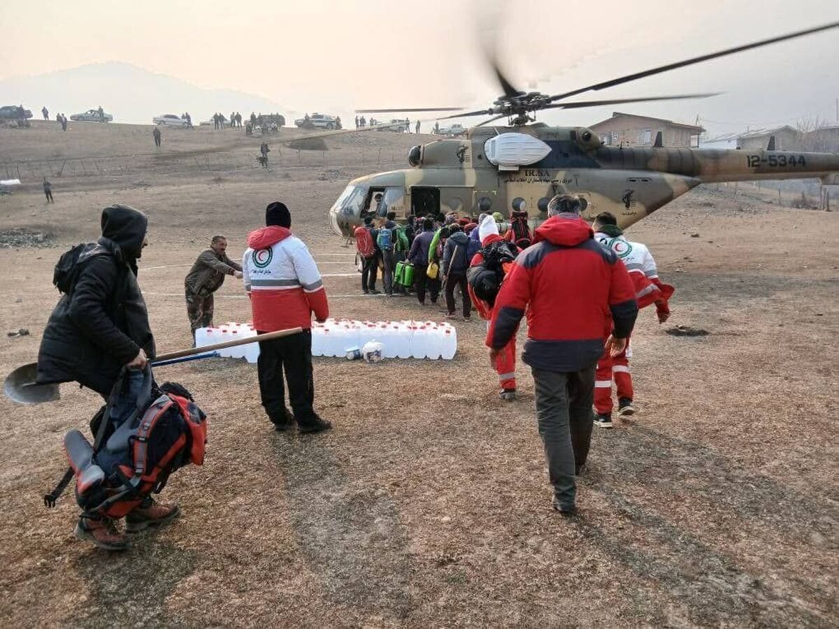 رئیس سازمان منابع طبیعی: پرواز‌های تخصصی باید تا مهار کامل آتش الیت ادامه یابد