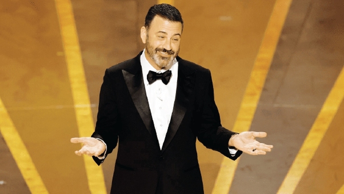 کیمل: ترامپ استعفا دهد تا من کنار بروم!