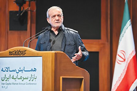 چرخش دولت به شرق به بار نشست