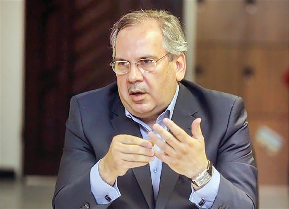 فقرا مزاحم نشوند تا الیگارش‌ها غارت کنند!