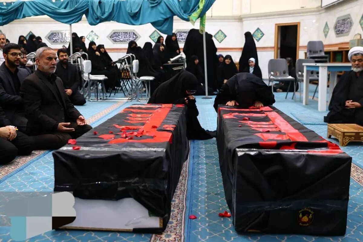 مراسم تشییع پیکر همسر و فرزند معاون رییس‌جمهور در مشهد برگزار شد