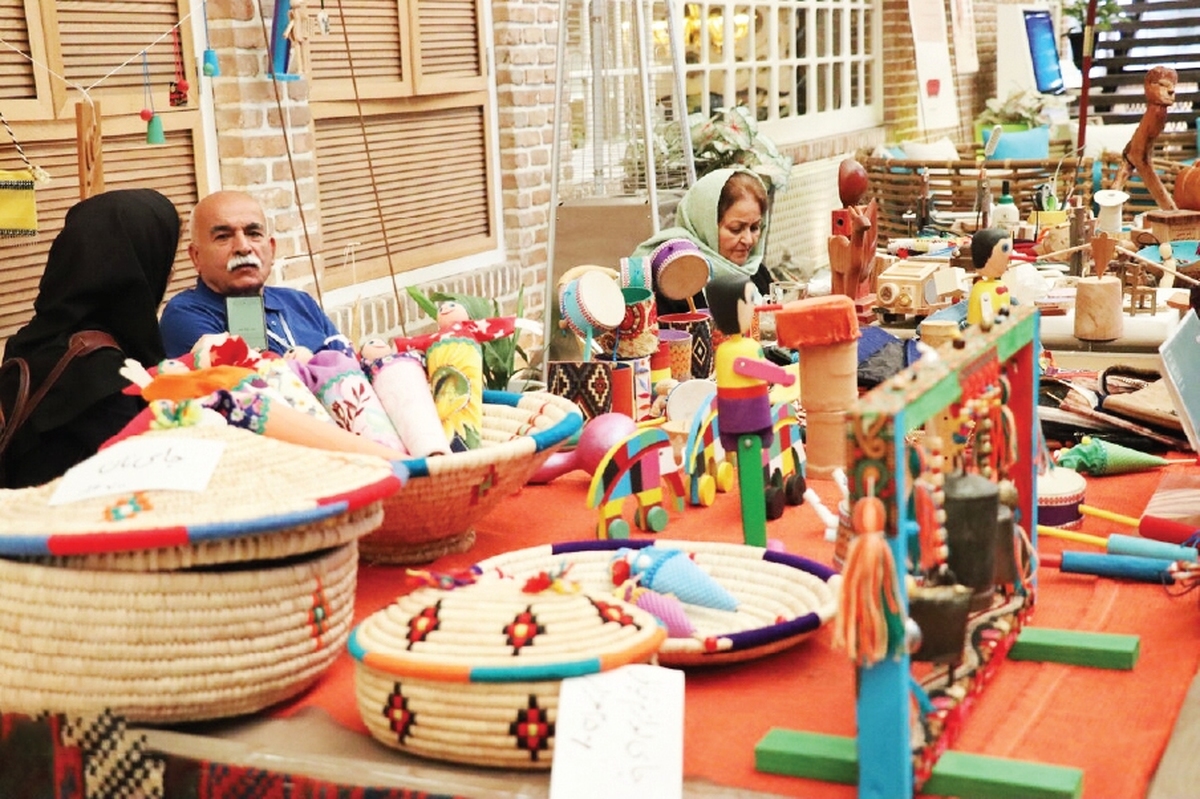 اسباب‌بازی‌های سنتی بر اساس حرکت و تعامل ساخته شده است