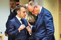 ماکرون: امریکا در شرف خیانت به اوکراین است 