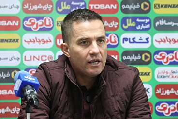 اوسمار در پاسخ به خبرنگار جوان: از طرفداران عذرخواهی می کنم که نتوانستیم انتظاراتشان را برآورده کنیم