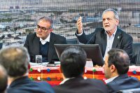 هرجا نگاه به خارج باشد کار پیش نمی‌رود